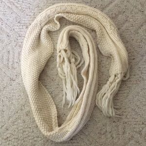 White/Cream Scarf
